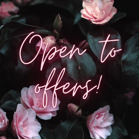 🖤Open to offers!🖤 - Picture 1 of 1